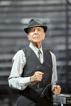 Leonard Cohen – poeta, muzyk, bard.