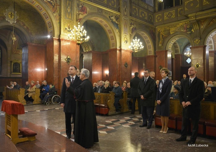 Prezydent Andrzej Duda w piekarskiej bazylice