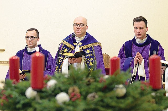 Liturgii w seminarium przewodniczył ks. Dominik Ostrowski.