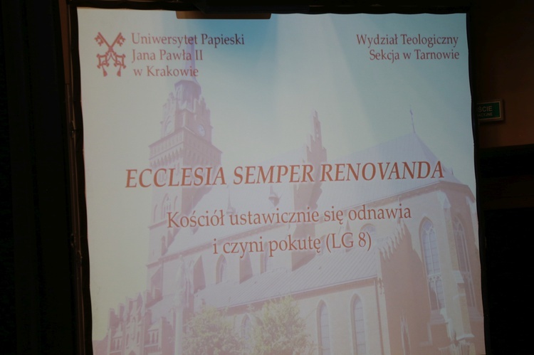 Ecclesia semper renovanda