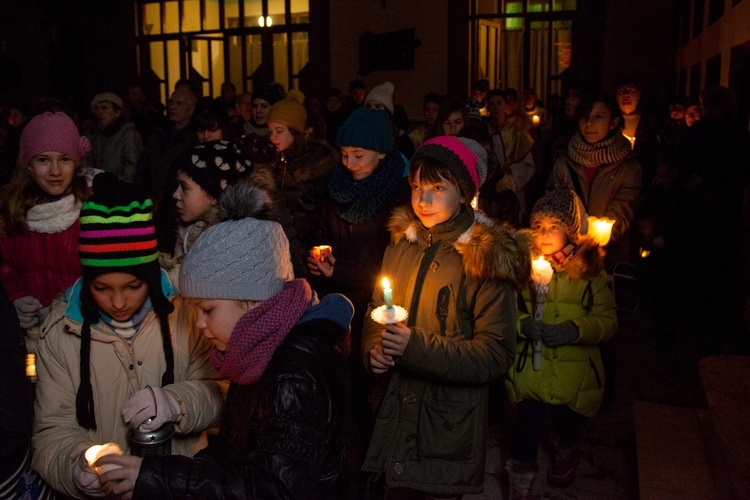 Roraty w parafii św. Urszuli Ledóchowskiej w Lublinie