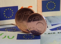 Strefa euro i KE uspokajają po włoskim referendum
