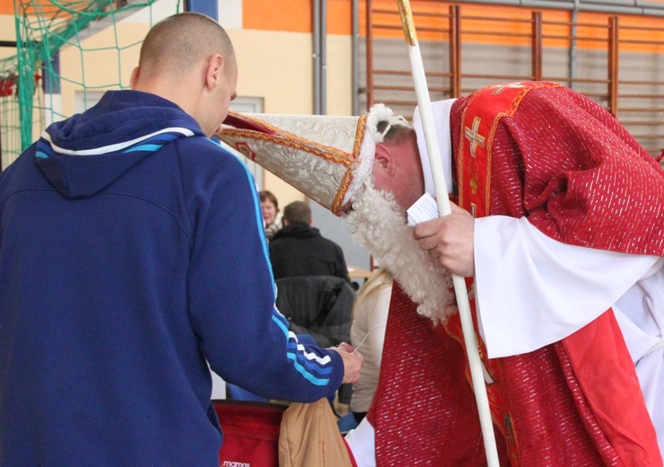 Św. Mikołaj w Zakładzie Karnym