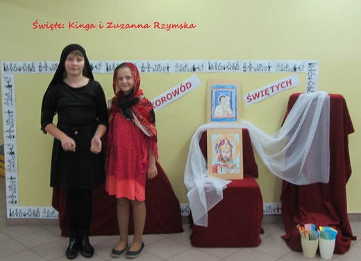III Szkolny korowód świętych w Mosinie