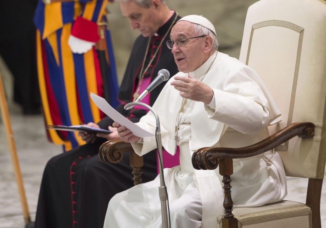 Papież: O surowych i narcystycznych kapłanach