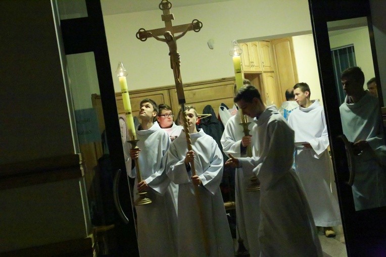 Czuwanie młodych w Jodłowej
