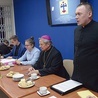 ▲	W pierwszej naradzie nowego asystenta z zarządem i parafialnymi oddziałami KSM uczestniczył bp Henryk Tomasik.