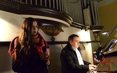 Koncert organowy z okazji 35. rocznicy strajku dał Robert Grudzień. Śpiew Katarzyna Szary, sopran