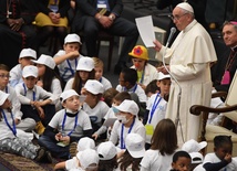 Franciszek do chorych dzieci: Nie mam odpowiedzi na śmierć 