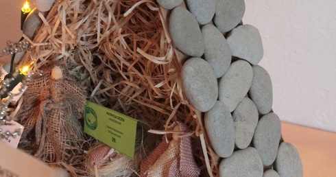 Legnica szopkami stoi