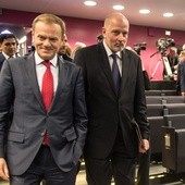 Tusk apeluje do polskich władz