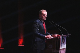 Donald Tusk we Wrocławiu apeluje do rządu