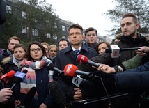 Petru nawołuje do manifestacji