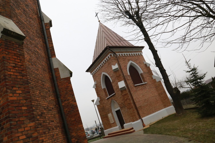 Dzwonnica i dzwony w Cikowicach