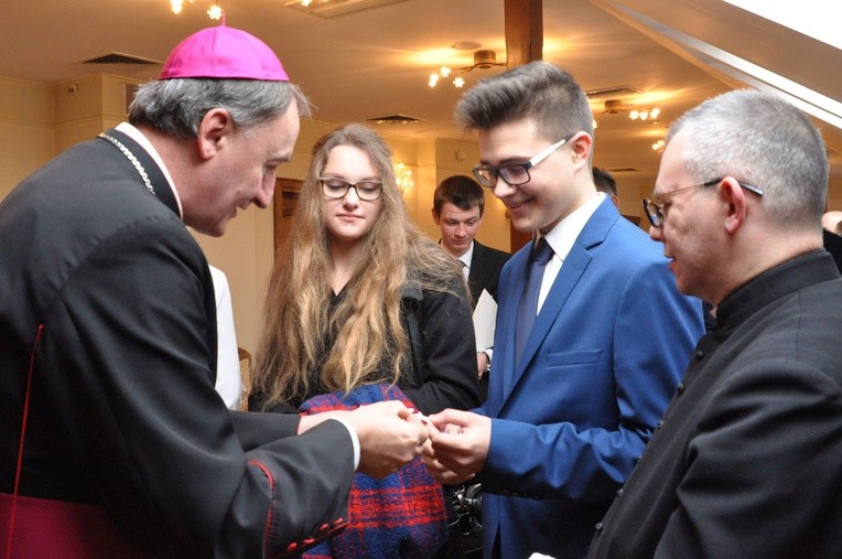 Świeccy u biskupa z kolędą
