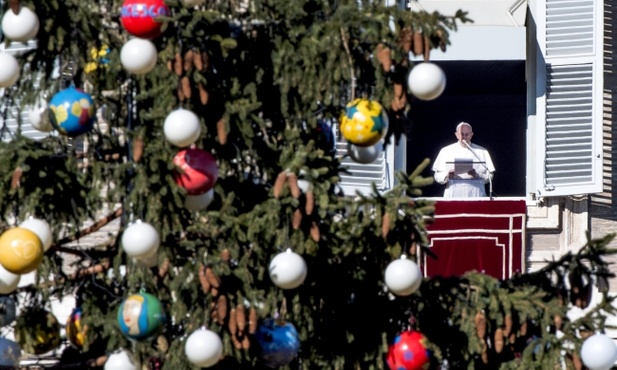 Papież do dzieci: rozmawiajcie z dziadkami