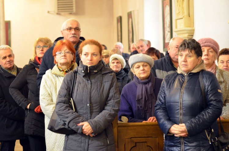 Odnowienie kultu figurki Dzieciątka Praskiego