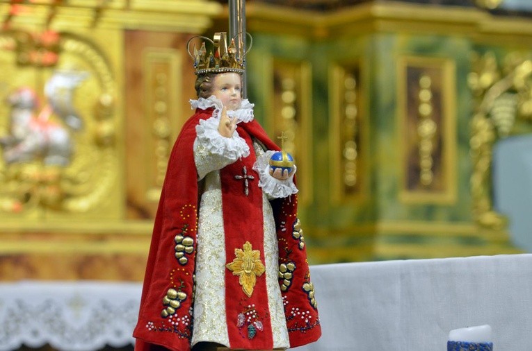 Odnowienie kultu figurki Dzieciątka Praskiego