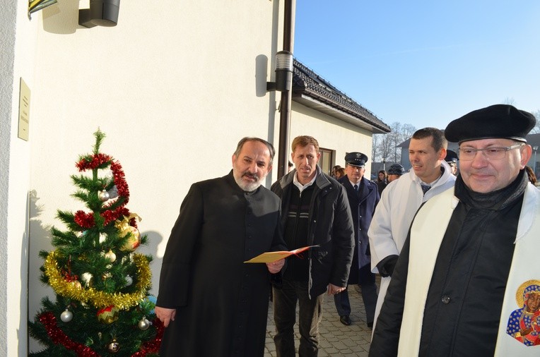 Poświęcenie pomnika św. Brata Alberta w Radwanowicach