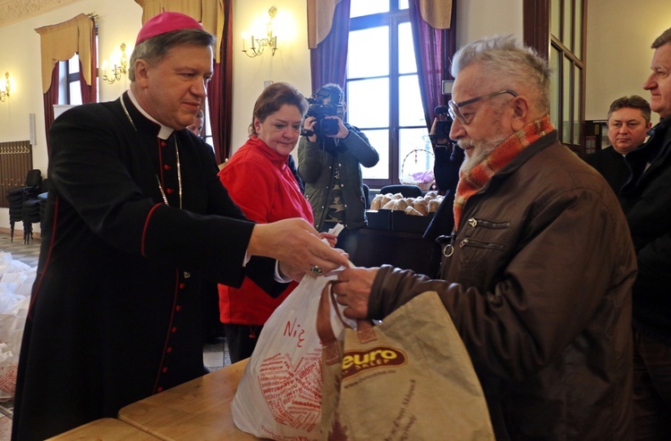 Paczki dla ubogich