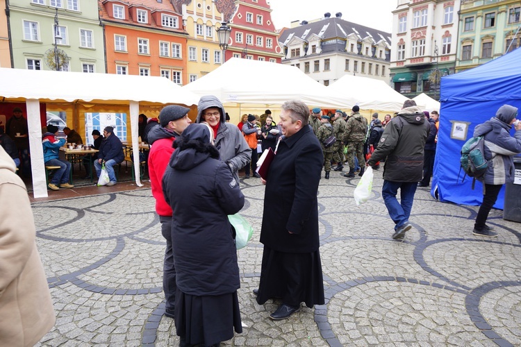 Wrocławska Wigilia na pl. Solnym.