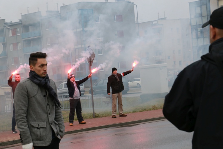 Pomnik ks. Popiełuszki w Mielcu