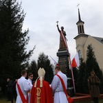 Pomnik ks. Popiełuszki w Mielcu