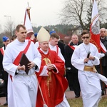 Pomnik ks. Popiełuszki w Mielcu