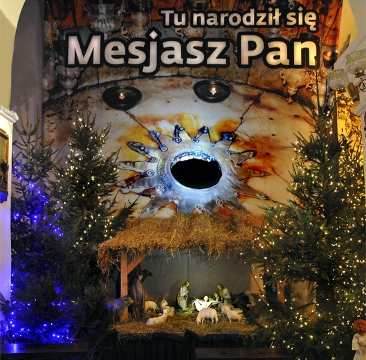Pułtusk, szopka bożonarodzeniowa w parafii św. Mateusza