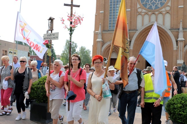 (Czerwiec) Z Radomia do Niepokalanowa wyruszyła Piesza Pielgrzymka Trzeźwościowa 