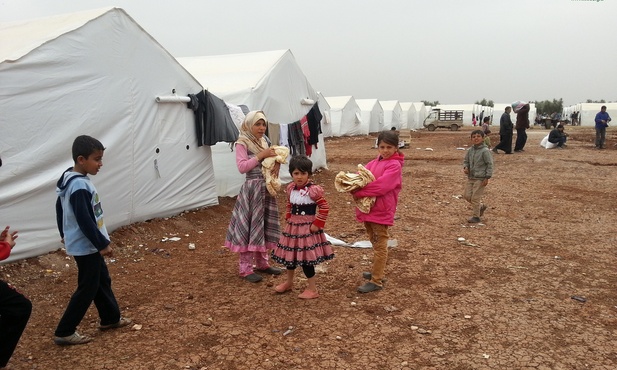 Dzieci na całym świecie modlą się o pokój dla Syrii