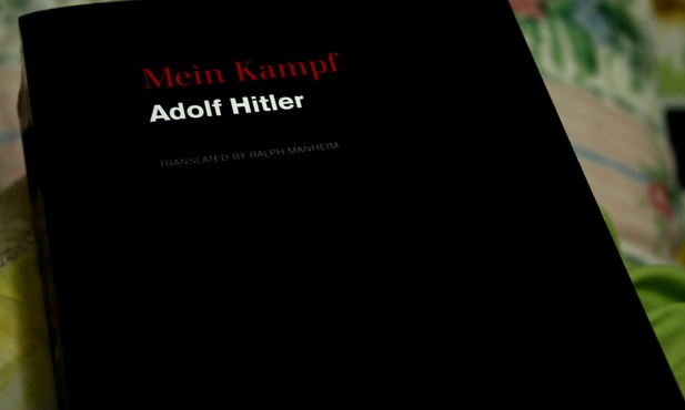 Wydanie krytyczne "Mein Kampf" jest bestsellerem
