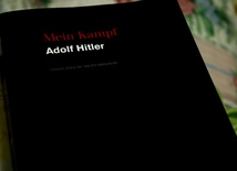 Wydanie krytyczne "Mein Kampf" jest bestsellerem