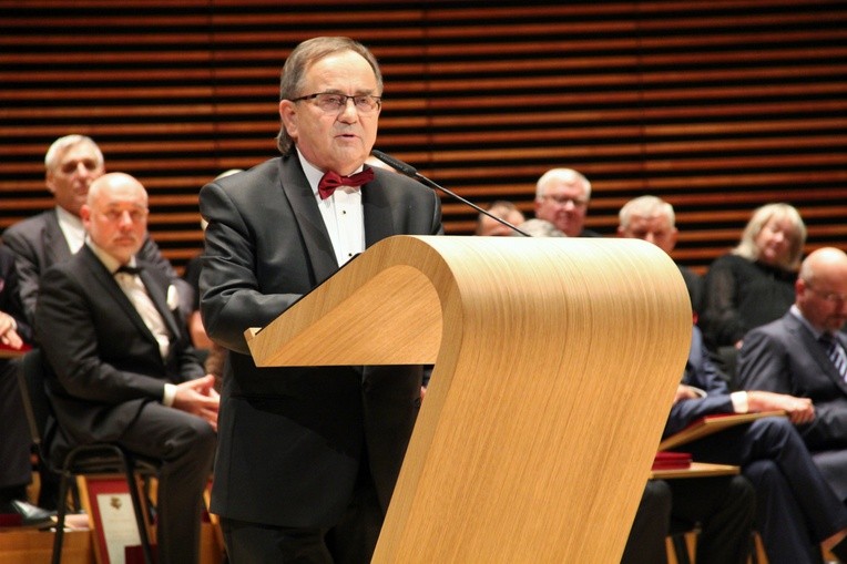 Laury Umiejętności i Kompetencji