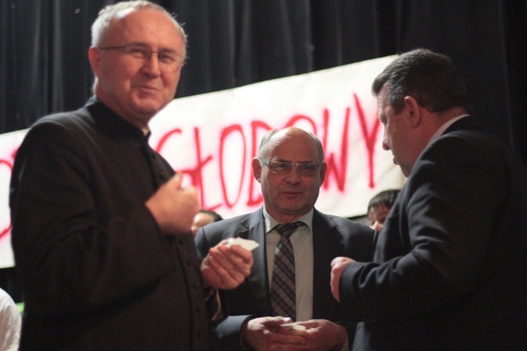 Opłatek z głodującymi w Dobrzeniu Wielkim