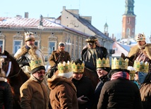 Po raz 6. Trzej Królowie zaprowadzili mieszkańców Radomia do stajenki