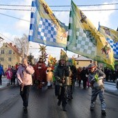 Barwni i rozśpiewani