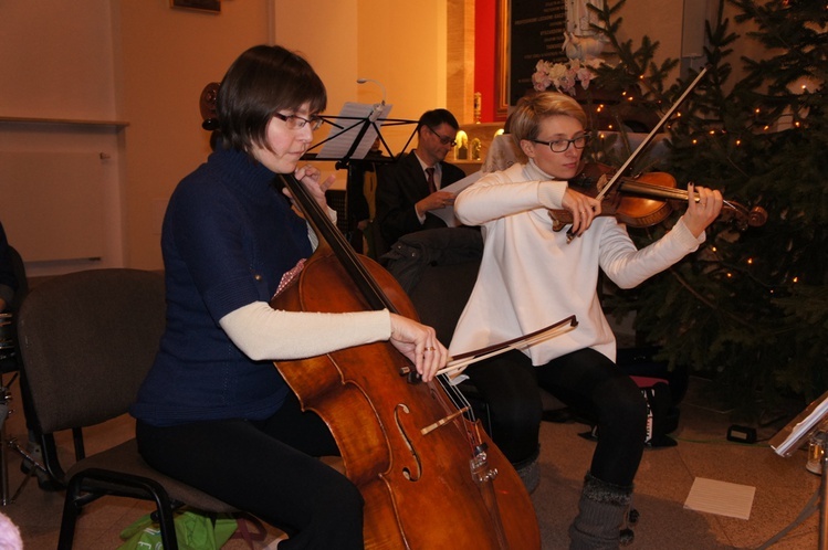 Koncert kolęd w kościele garnizonowym w Skierniewicach