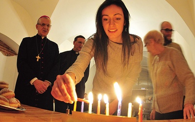 Uczestnicy święta „W blasku świąt Chanuki i Bożego Narodzenia” spotkali się już po raz czwarty w klasztorze dominikanów w Lublinie.