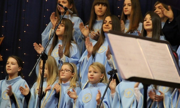 Będzin. Rozpoczął się 26. Międzynarodowy Festiwal Kolęd i Pastorałek