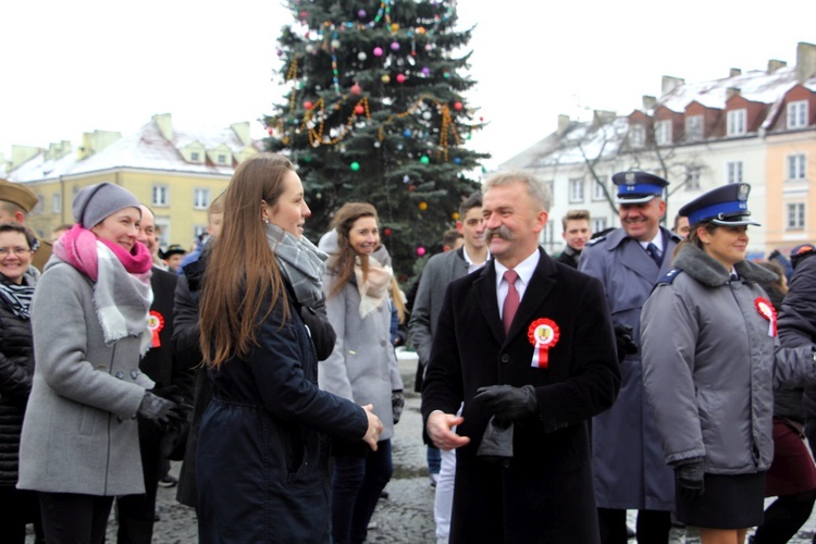 Polonez maturzystów w Łowiczu