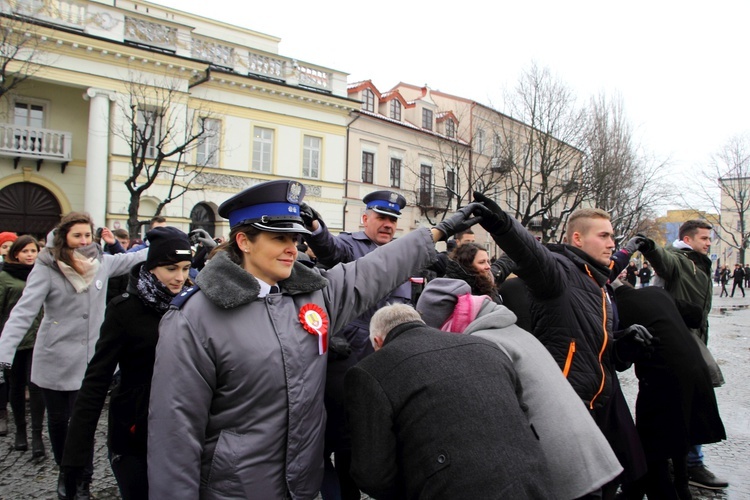 Polonez maturzystów w Łowiczu