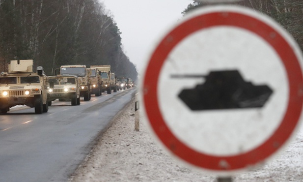 NATO: amerykańskie czołgi są odpowiedzią na działania Rosji