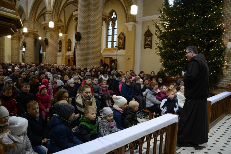 Dzieci kolędujące w Borkach Wielkich