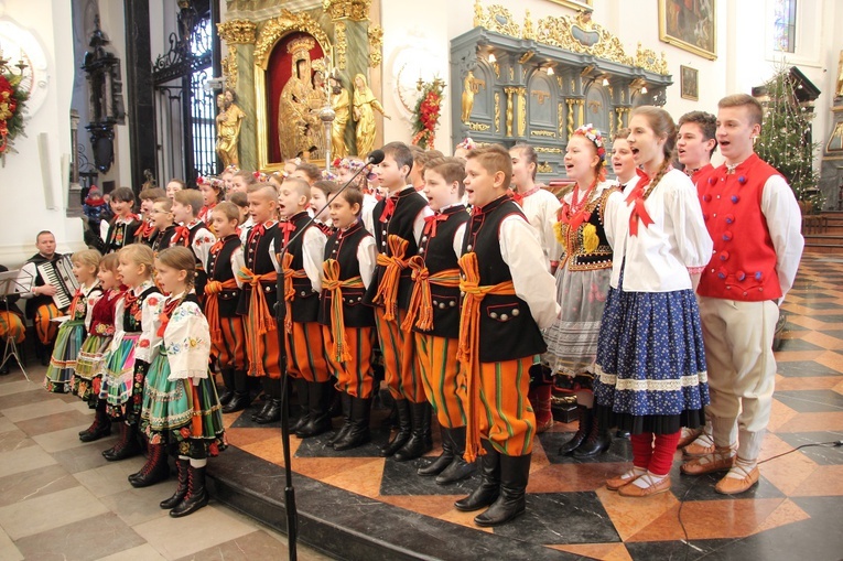 Kolędowanie z "Koderkami"