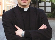 Ks. Andrzej Sapieha, doktor teologii pastoralnej, jest rzecznikiem prasowym kurii biskupiej.