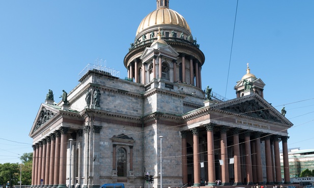 Sobór św. Izaaka zwrócony