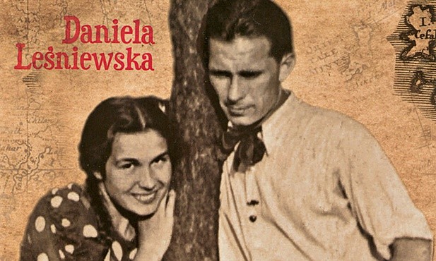 Daniela Leśniewska "Spojrzeniena lata minione". Dobre Słowo, Katowice 2016 ss. 172