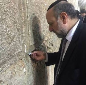 Błogosławieństwa z Kielc w Ścianie Płaczu w Jerozolimie