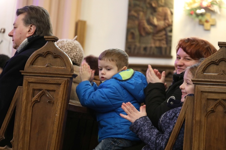 Kolędy w Wilamowicach - dla hospicjum